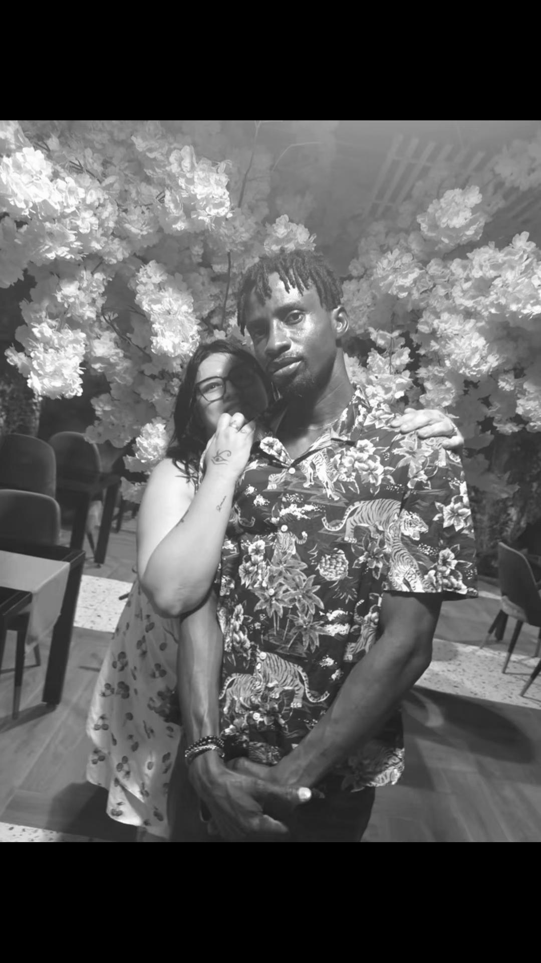 @BLACK AND WHITE