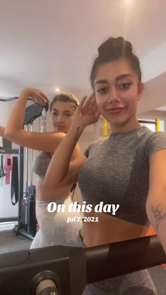 @elnazzz.qasemi