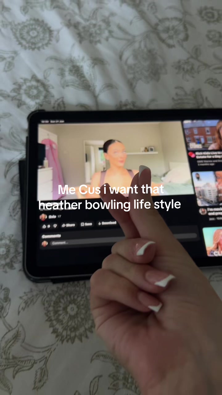 @𝓮𝓿𝓲𝓮 💝