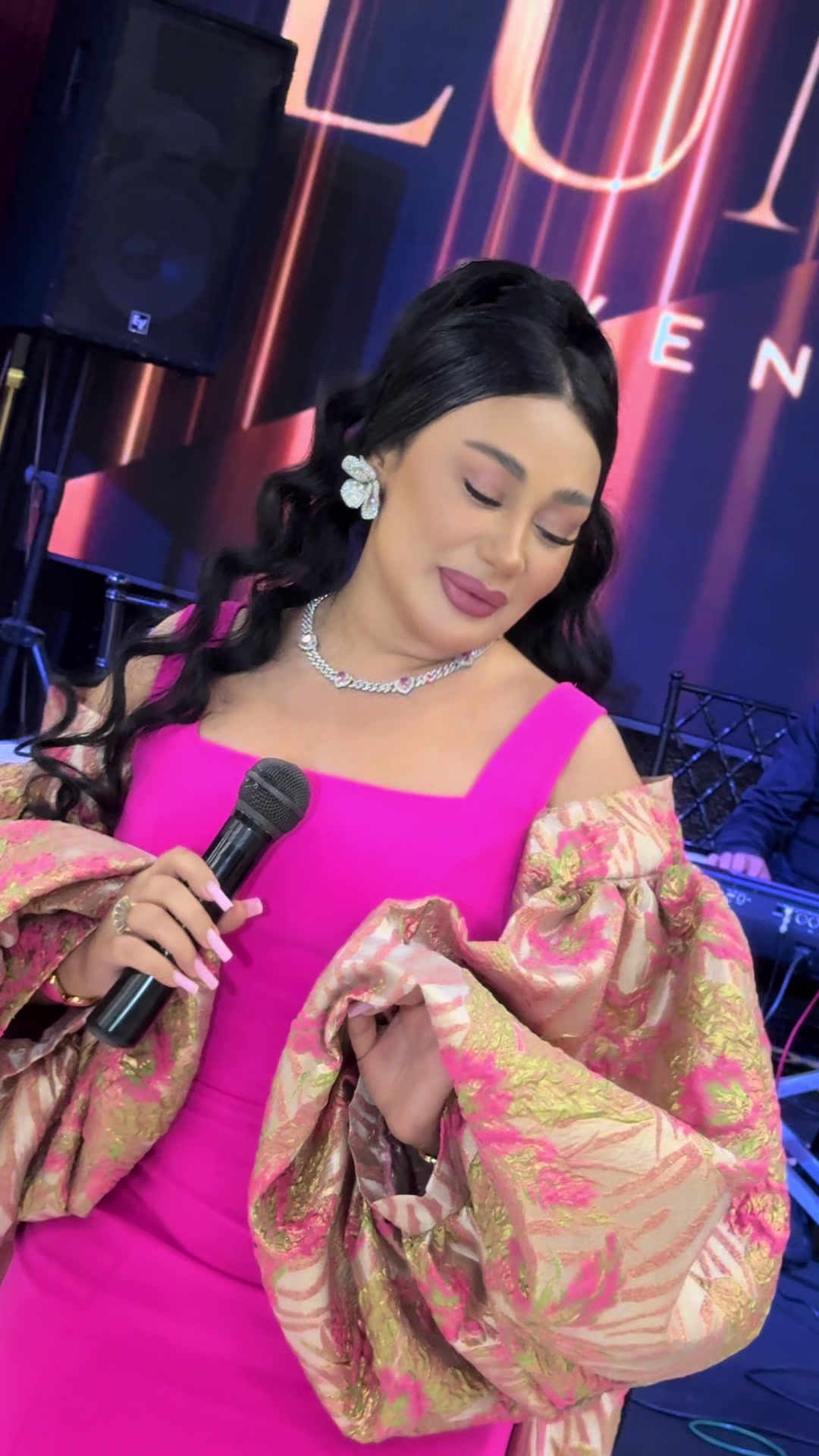 @Mehriban Qənbərova🎶