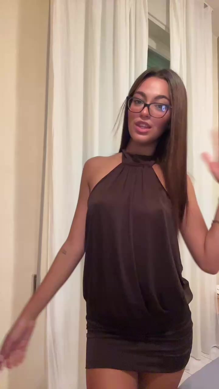 @👧🏻