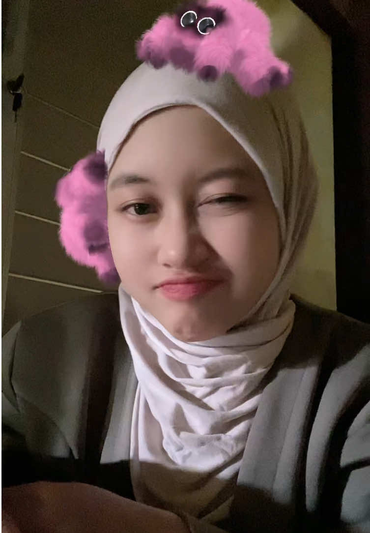@𝔞𝔯𝔰𝔦🎀