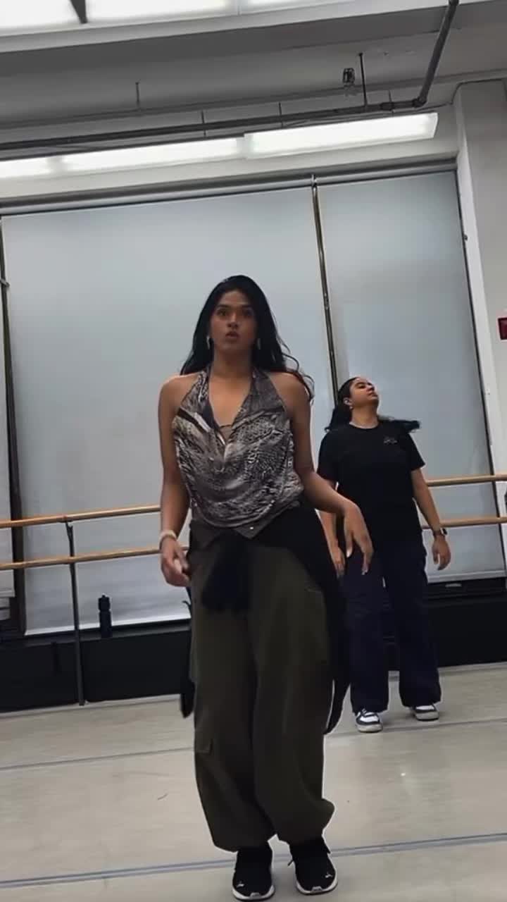 @CRAZY DANCING FACTORY💃🏿🕺