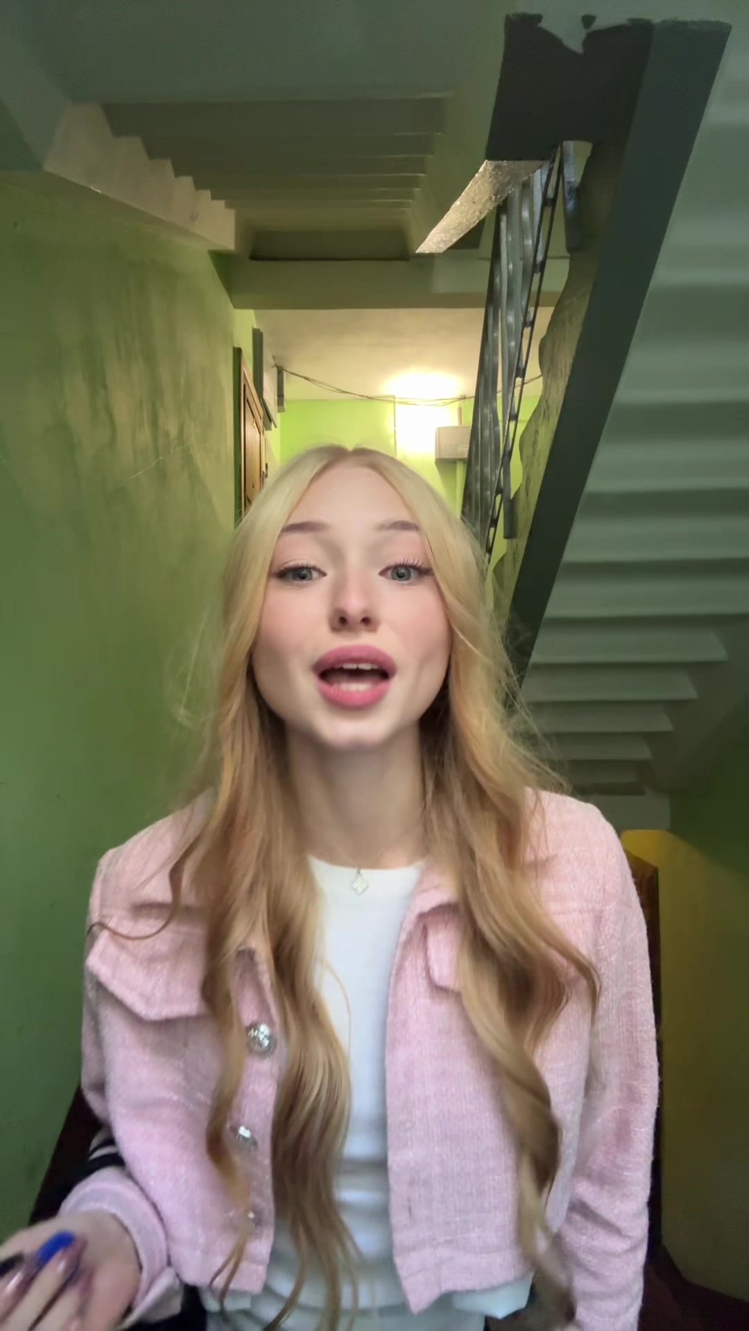 @викусик🌷