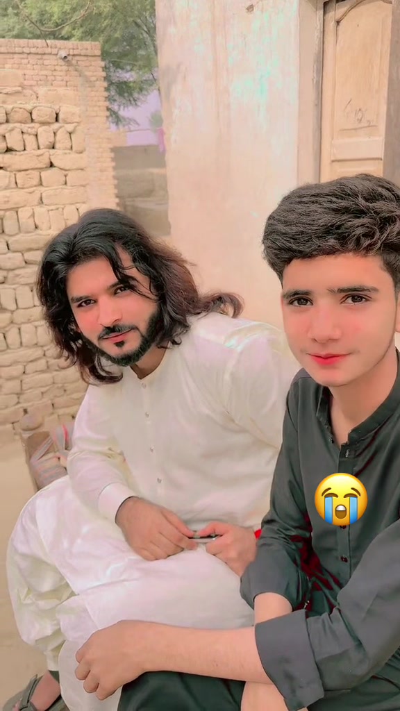 @Baلُoچ
