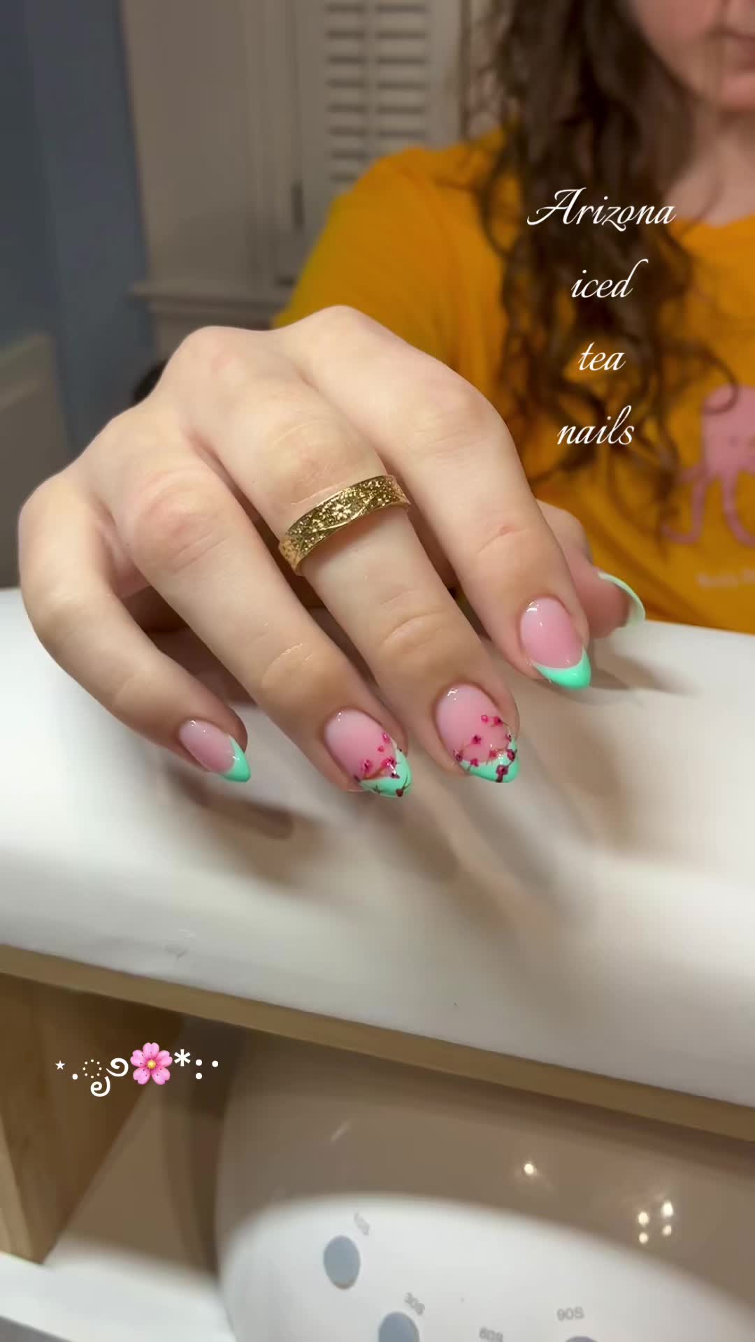 @nailchronicles