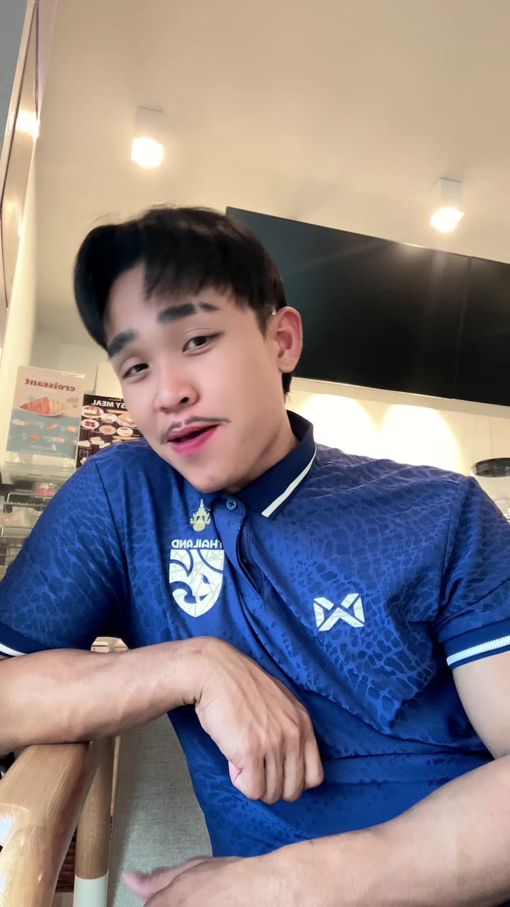 @โฟว์อาร์มครับ