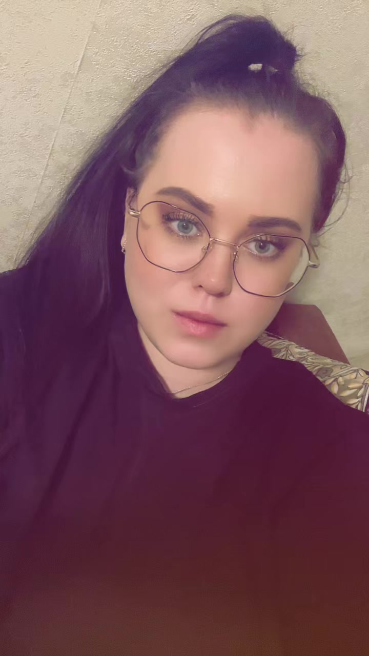 @Ксения ✨