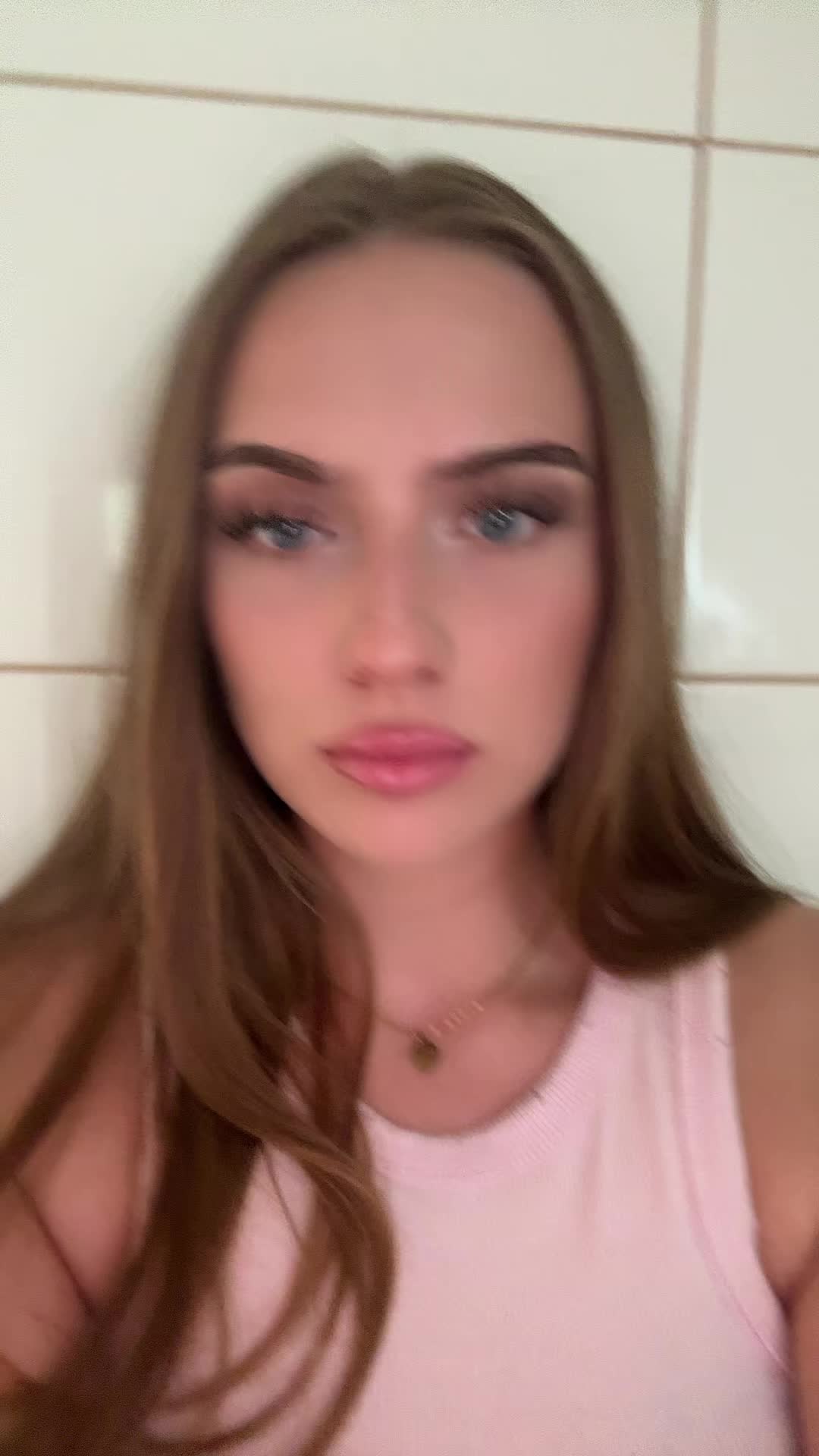 @leonie
