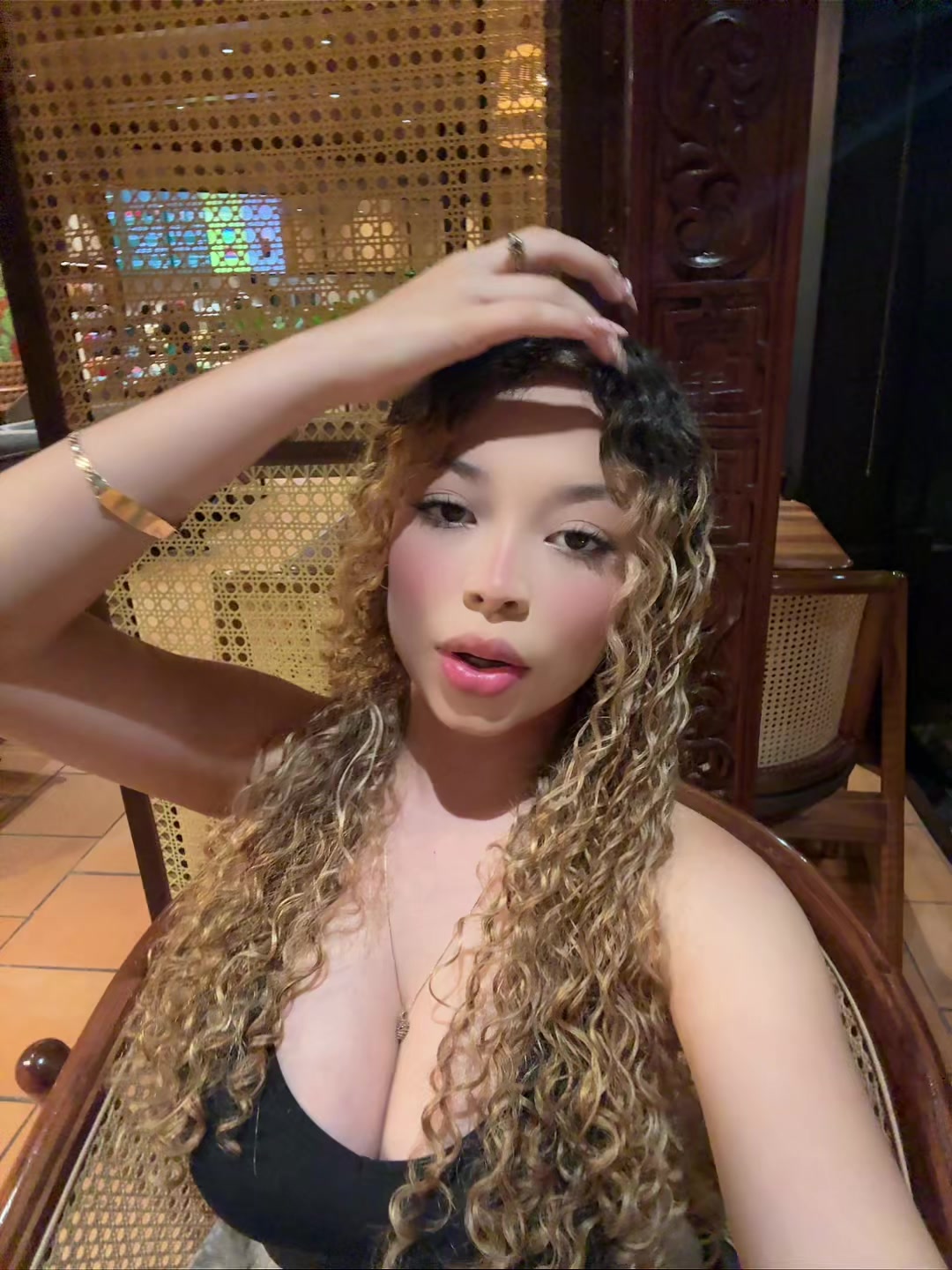 @Ana Munguia