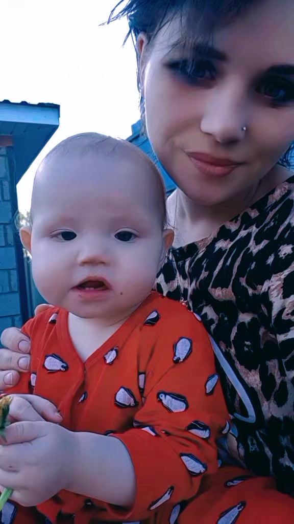 @Анастасия Глазунова..