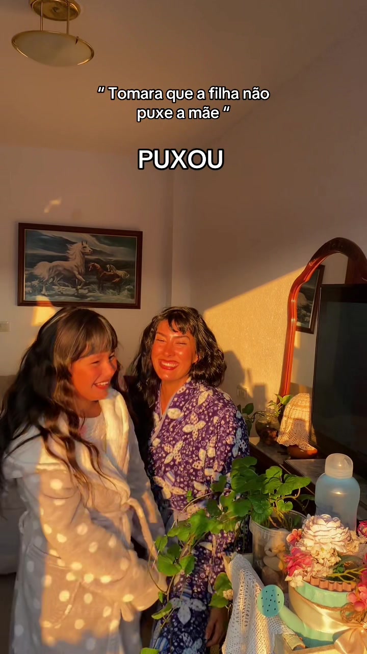 @DÂMARES FRÓIS