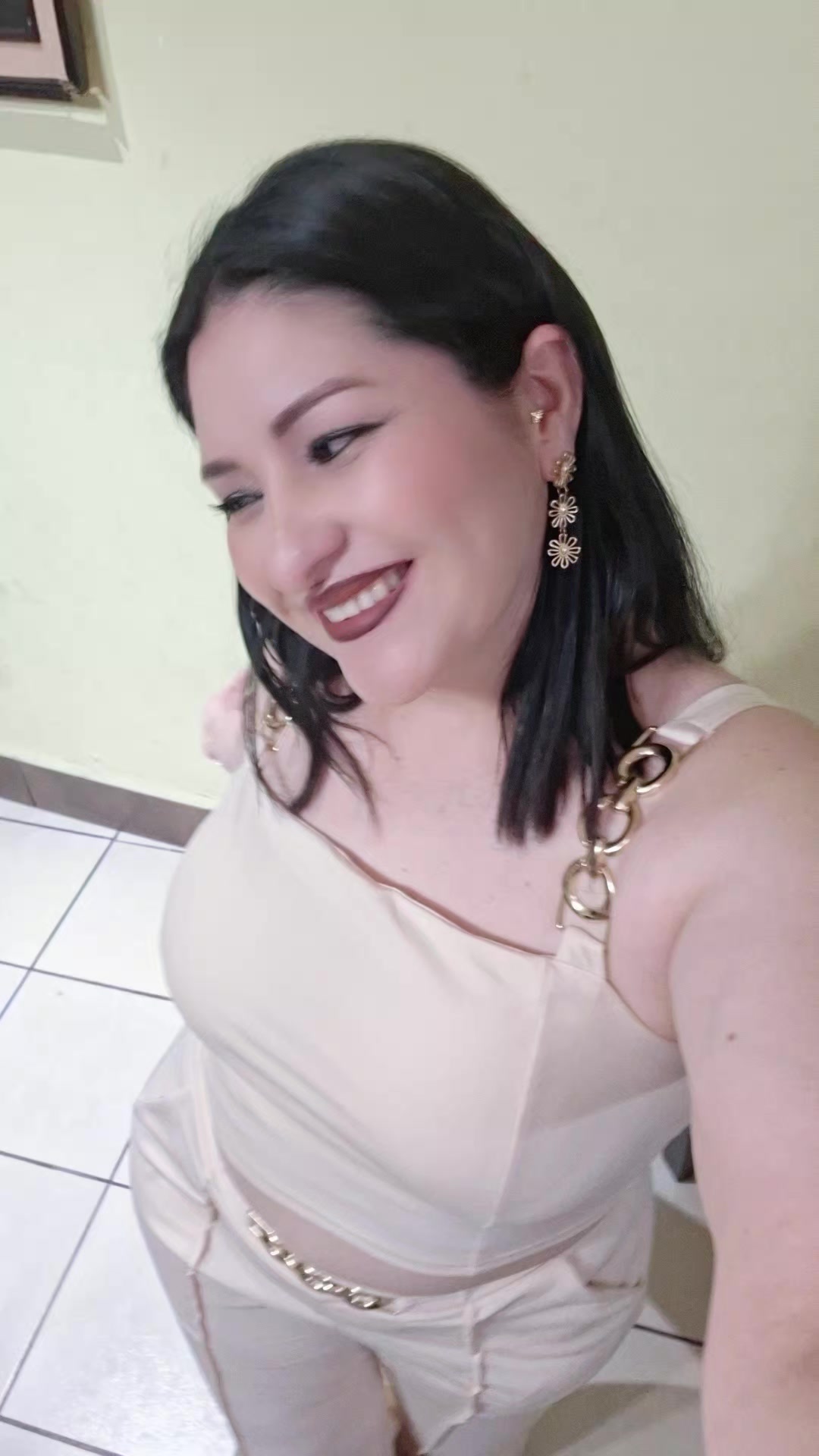 @Flor blanca 🌼 💕 🦂
