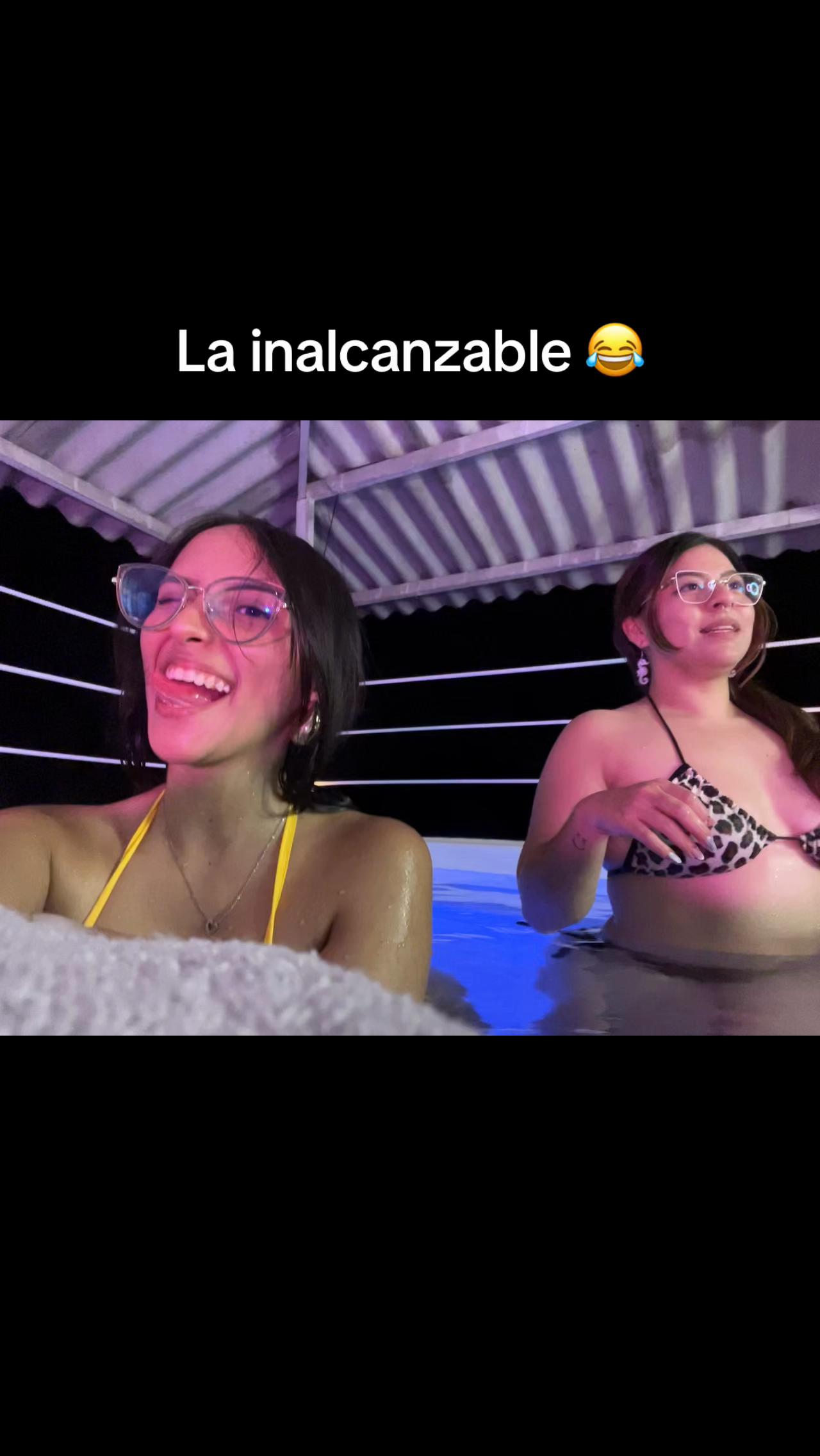 @HilaryRhodes