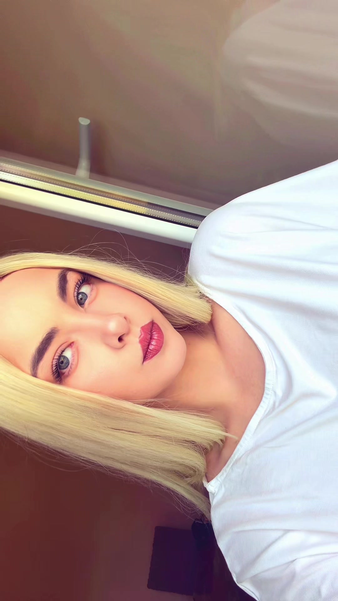 @Ema🍯