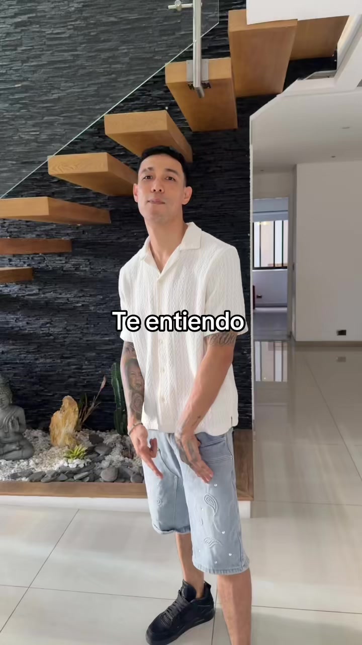 @Escro