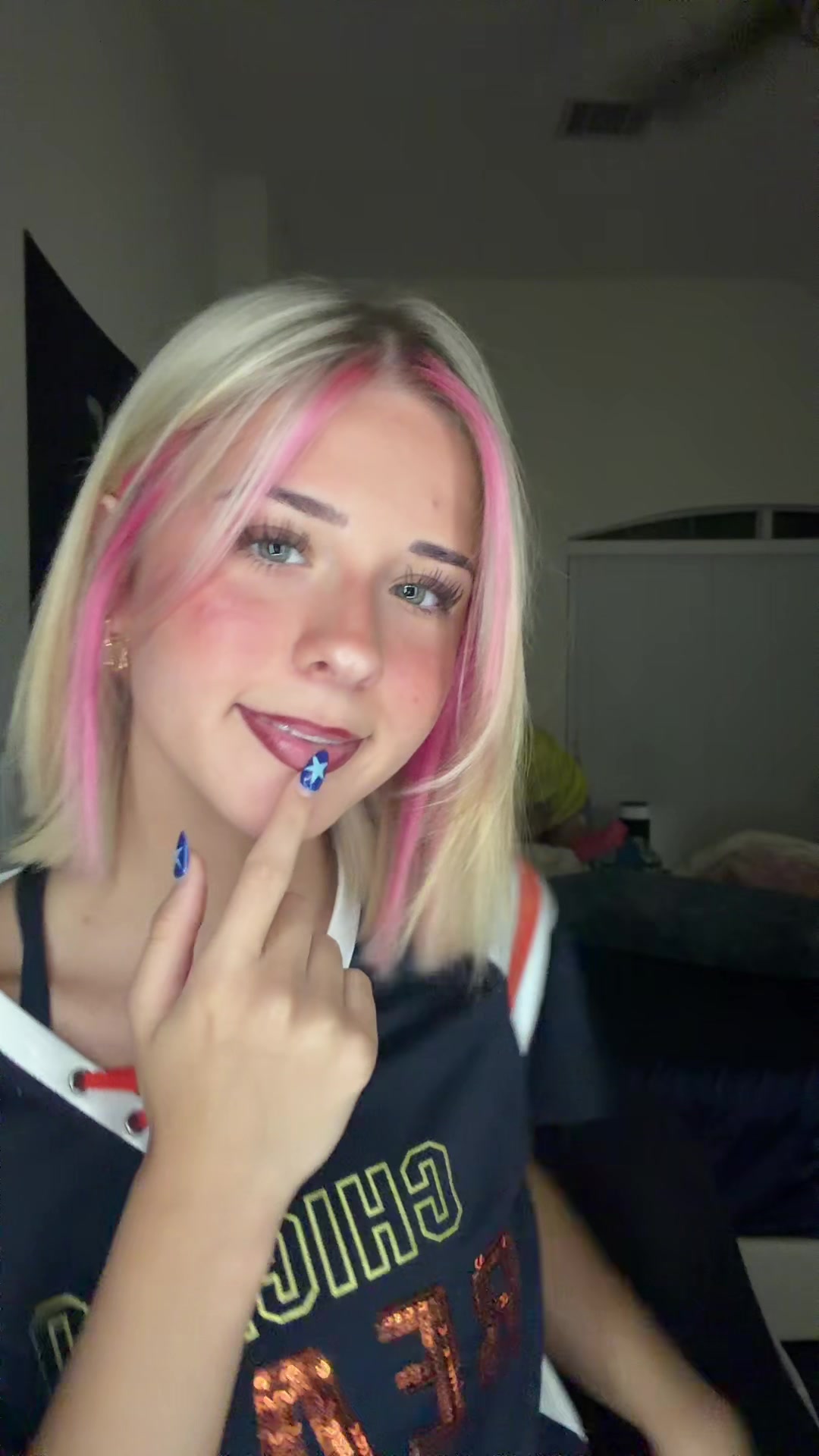 @savconway_
