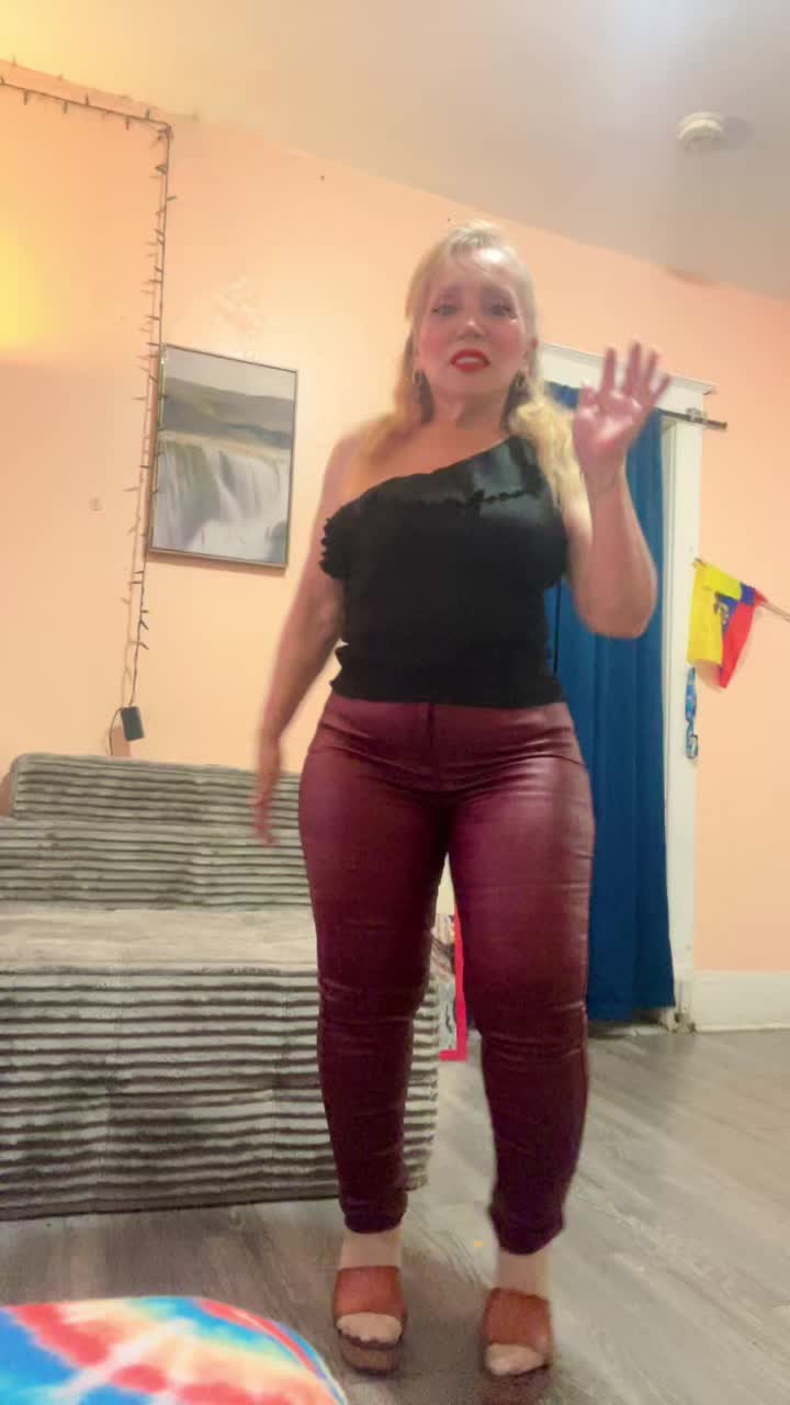 @Linda Castro