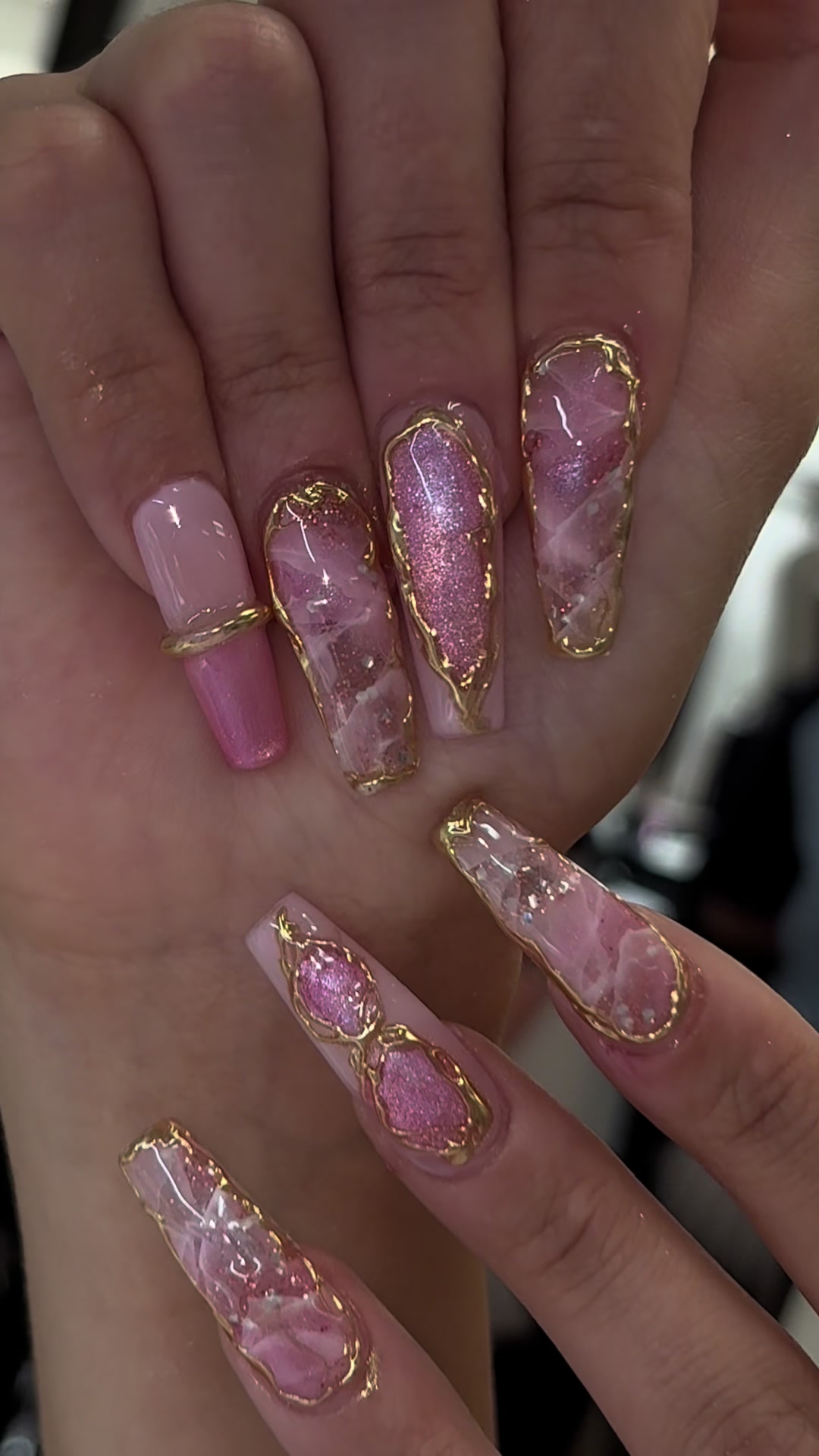 @Riya's Nails