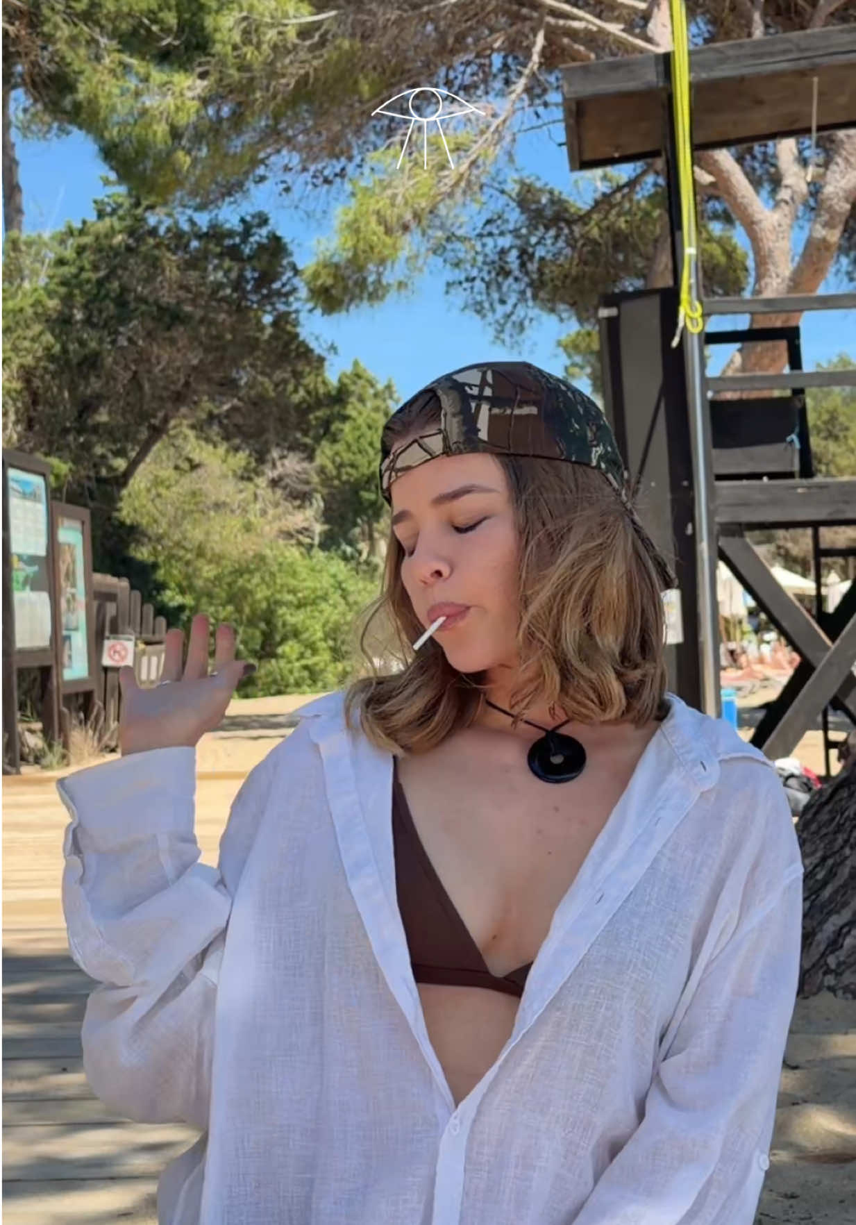 @ANNA8ELLE