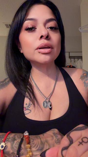 @heatherluvslyrics🧿