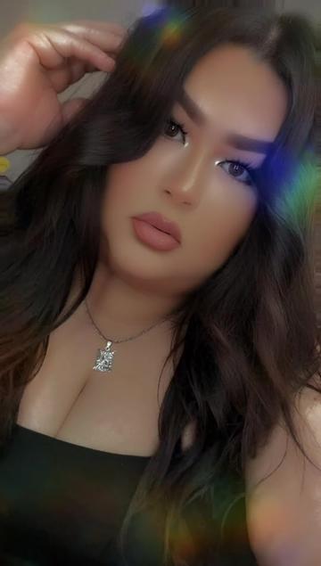 @𝒟𝒪𝑀𝐼𝐼🌸