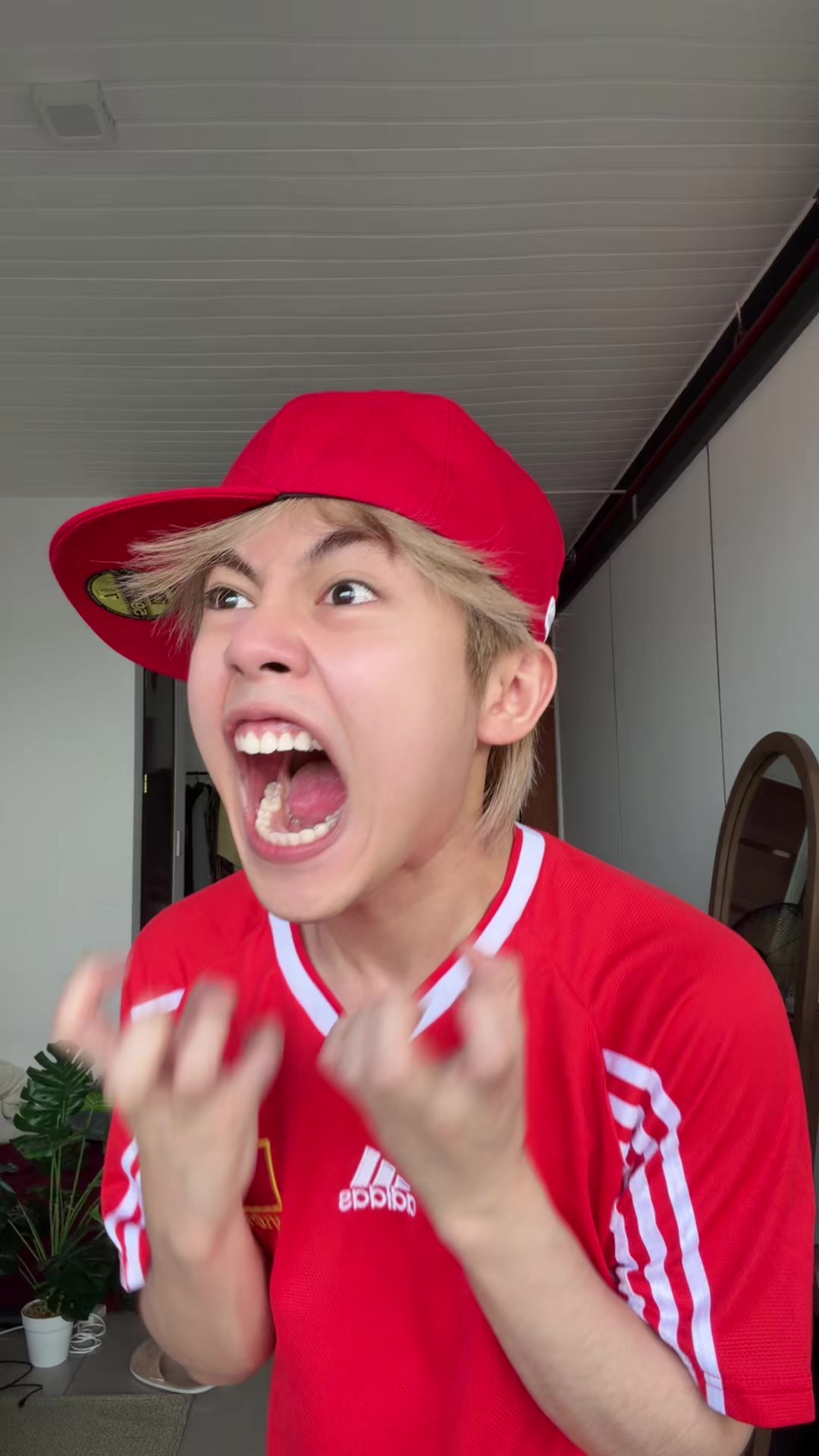@VI