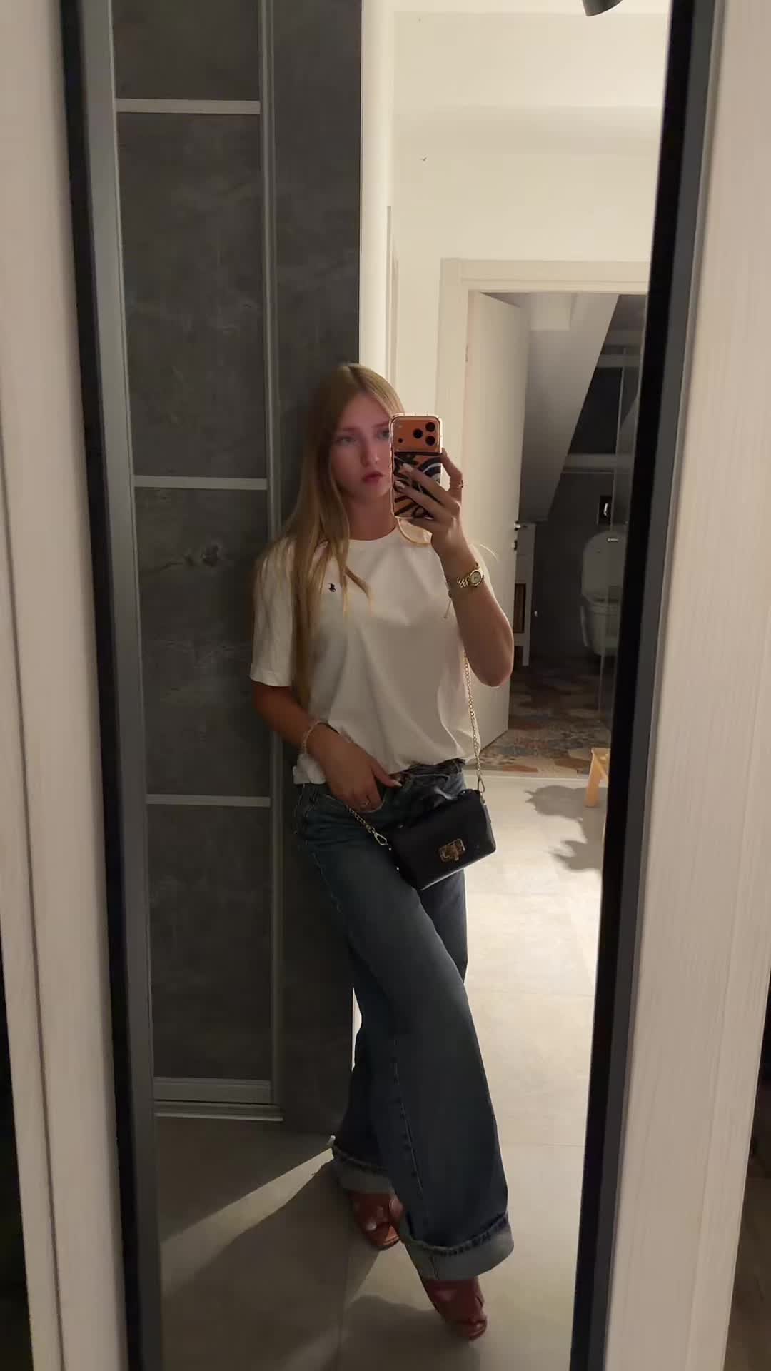 @lena