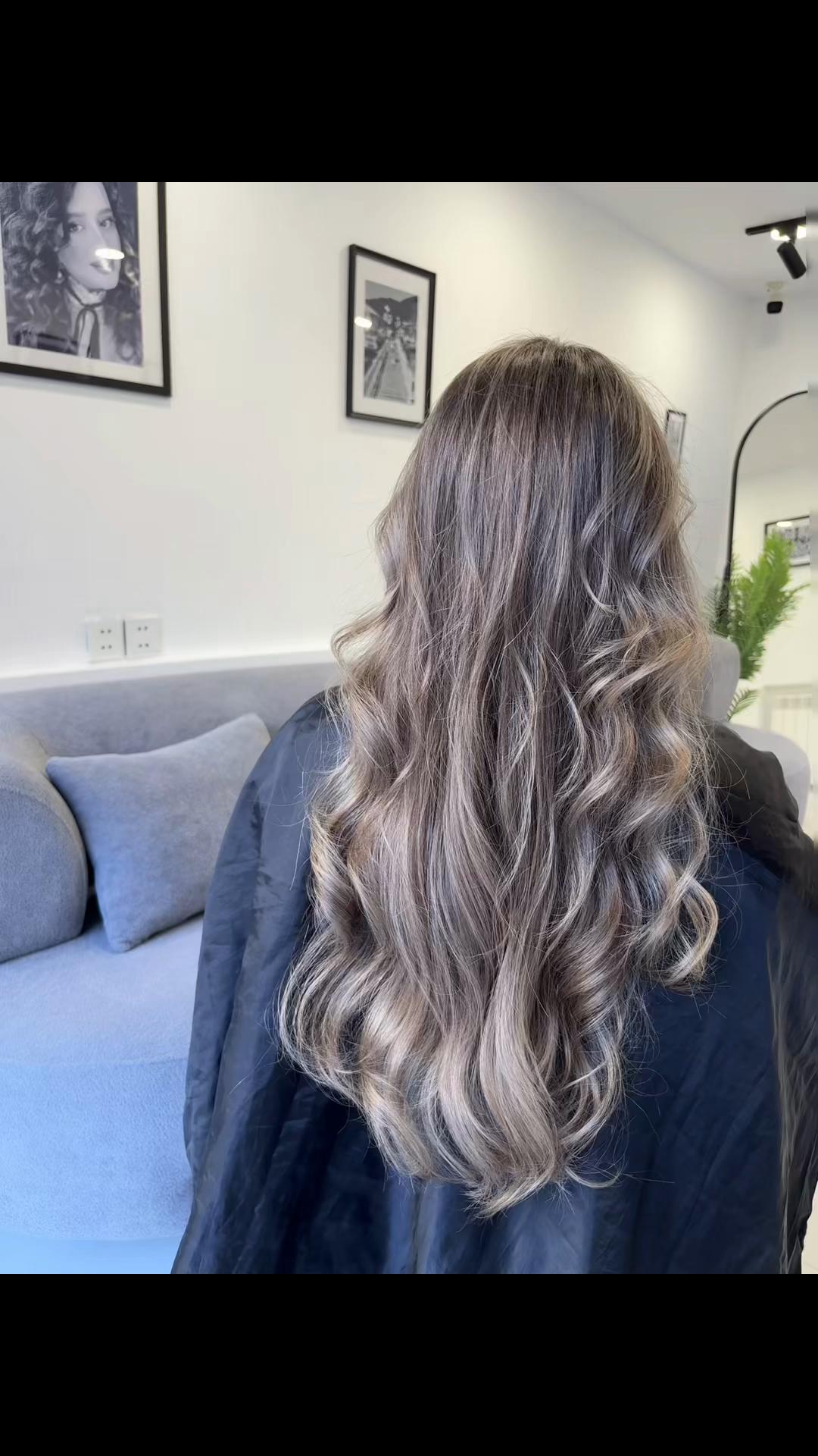@👑Mila İsrafilova hair collor