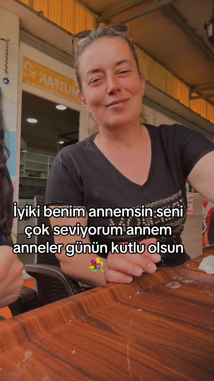 @G&uuml;lnur Kırmızı