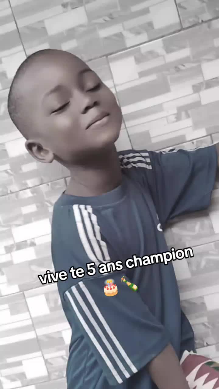 @A&iuml;chana puaka