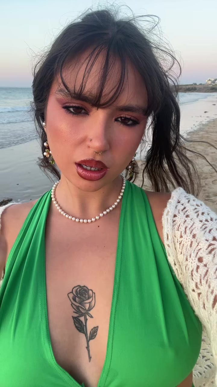 @𝑱𝒂𝒅𝒆🦢