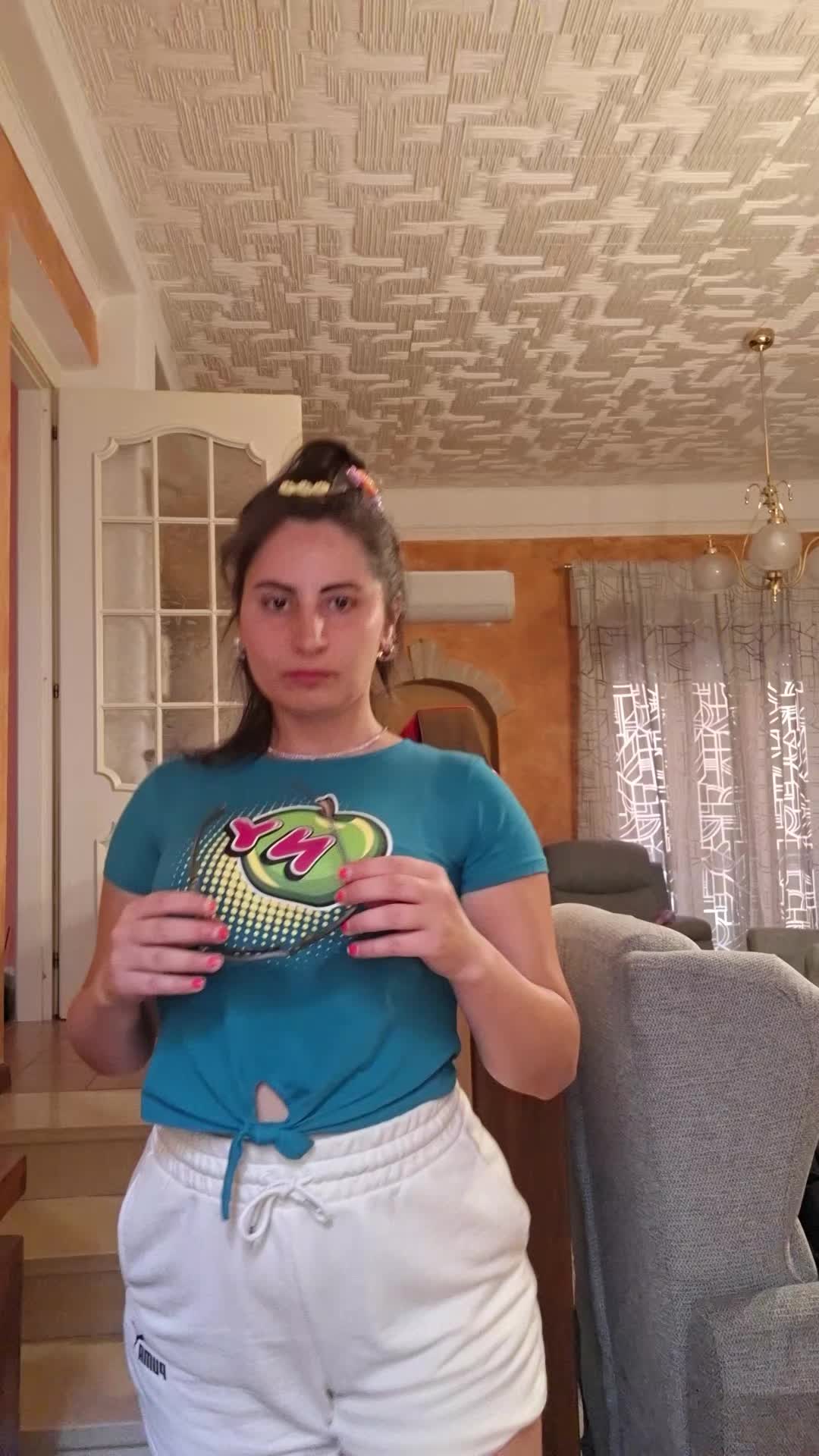 @Miky🙃