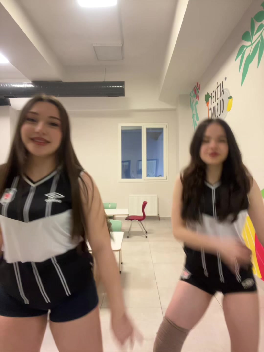 @kizimotistikmisinizla