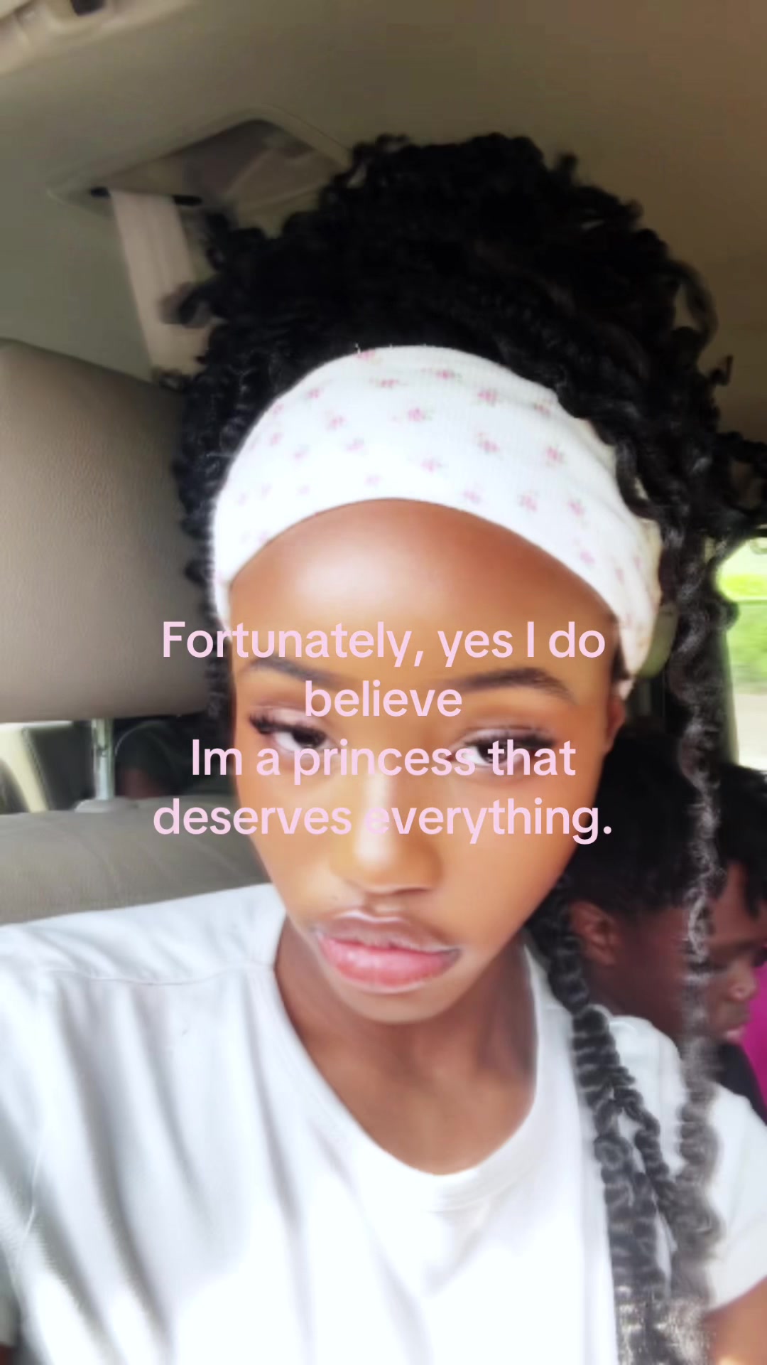 @nellamonraye