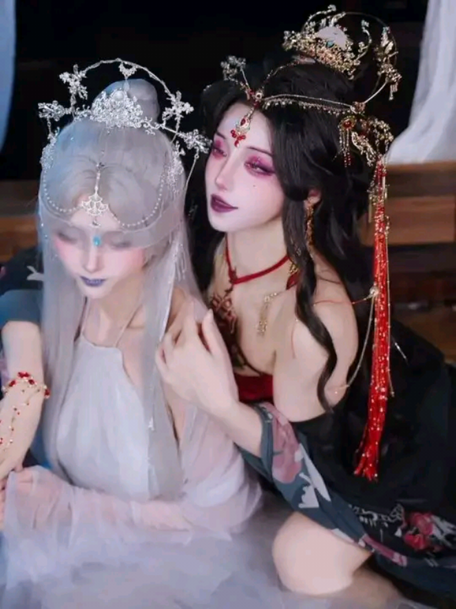@一只瞳/贰加六