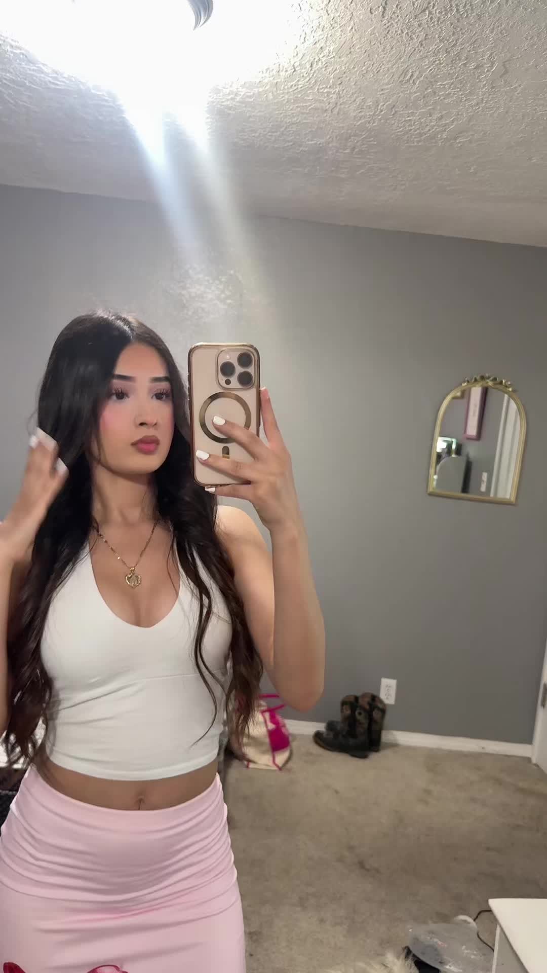 @𝓐𝓷𝓪𝓱𝔂❤︎