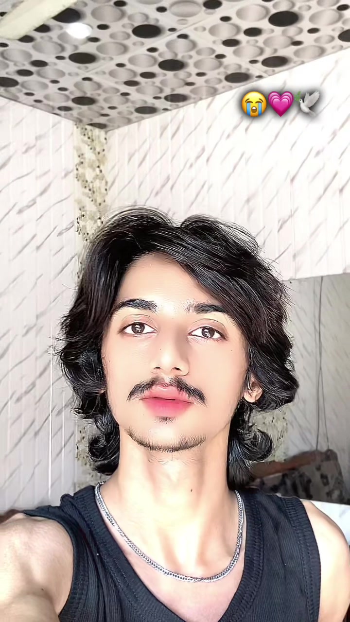 @MOoN🕶️🤏