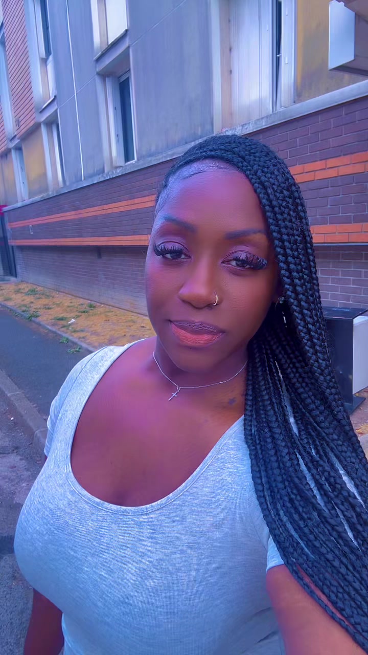 @FEMME D’ÉLITE 👑