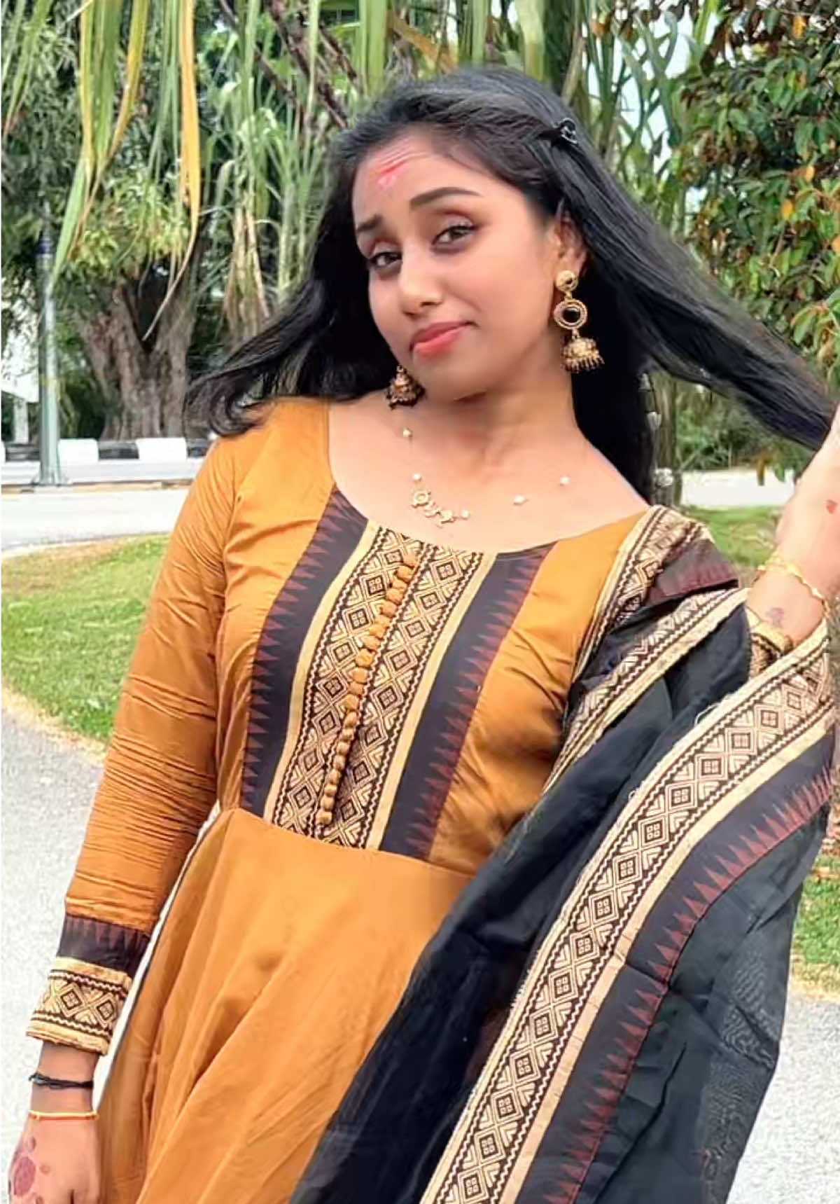 @❦ சாய் ரெனிஷா ❦