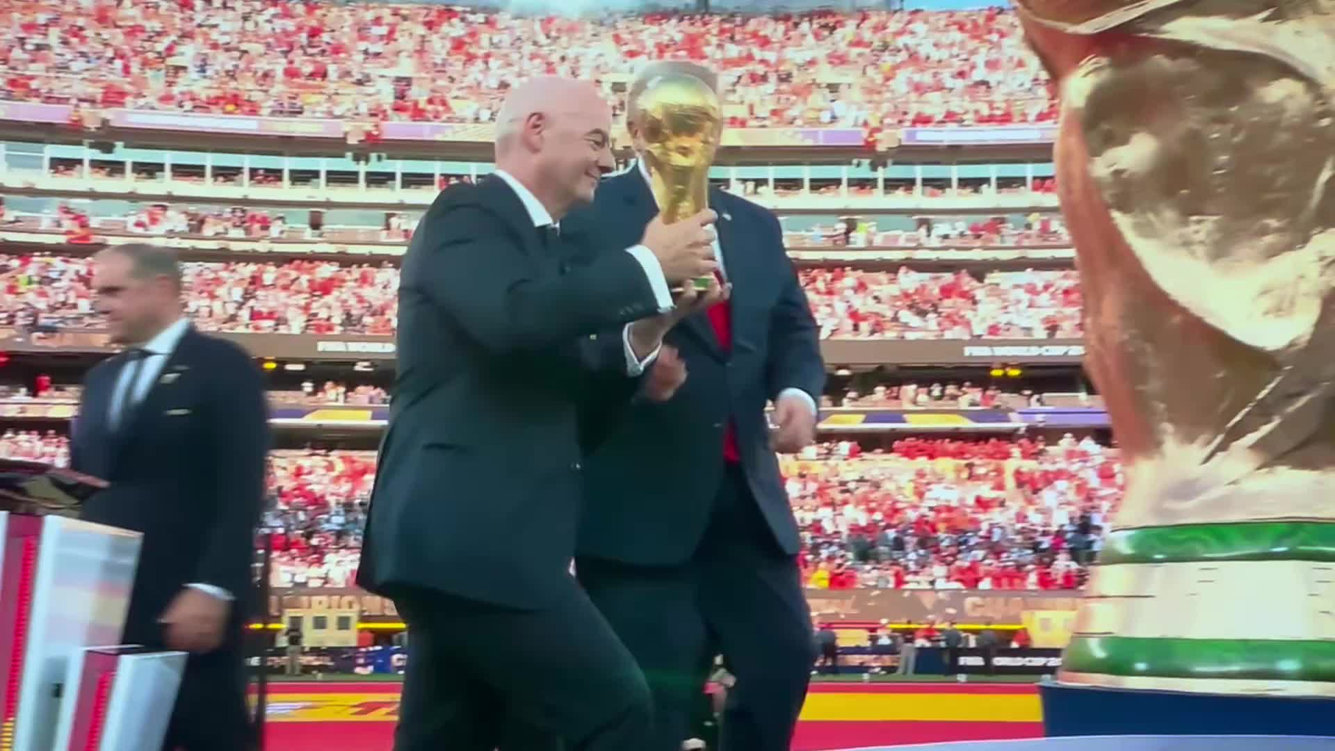 @r