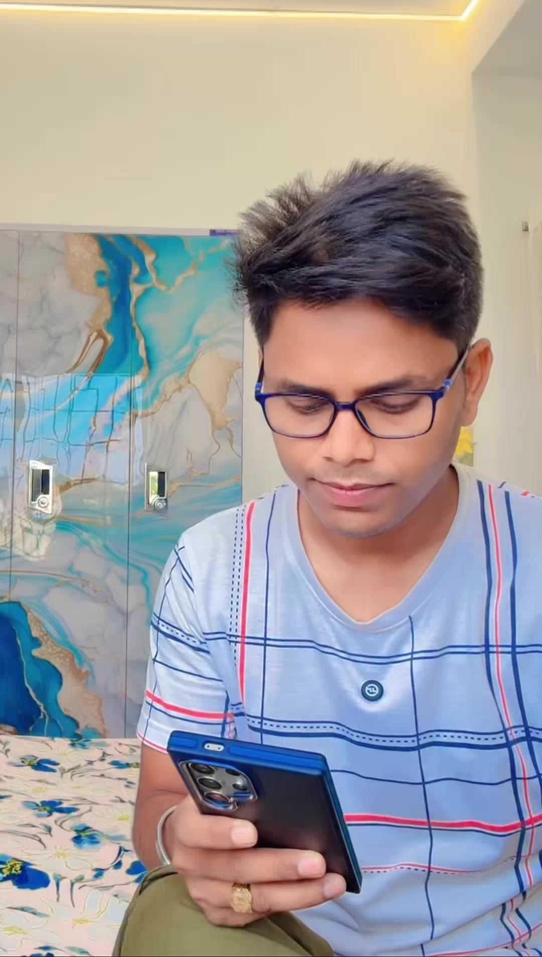 @Chiroshree