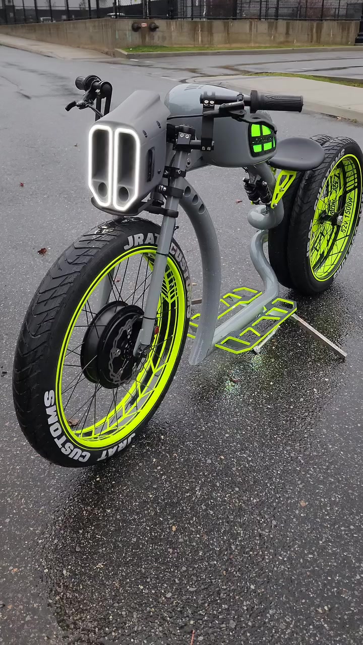 @Jrat Custom E-Bikes