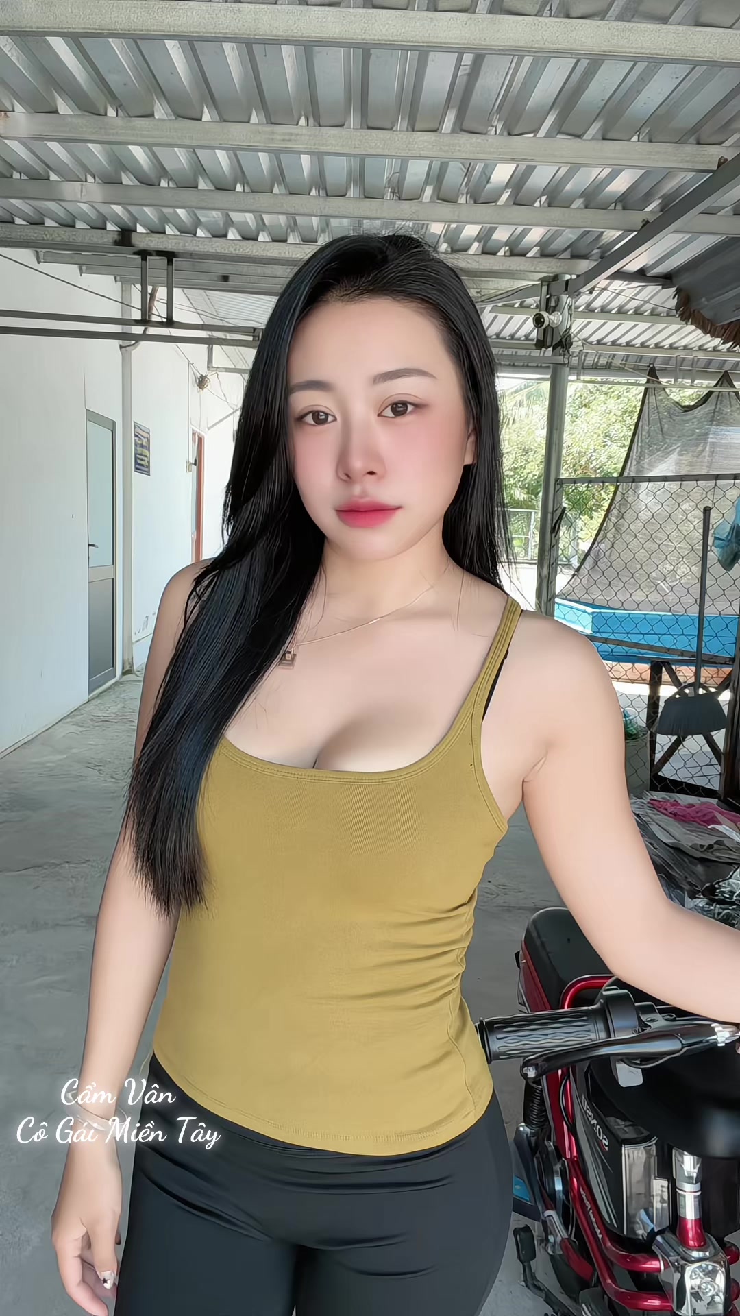 @Cẩm Vân Cô Gái Miền Tây