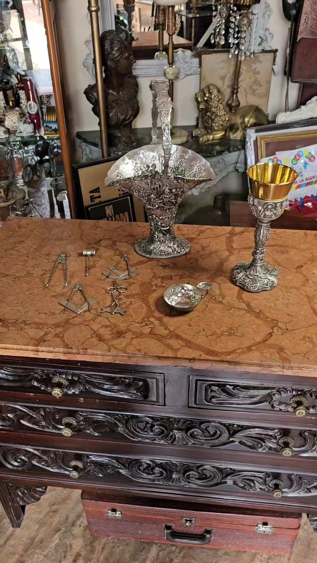 @ANTIGÜEDADES TAURO