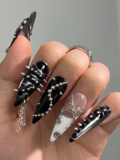 @Nailphoria