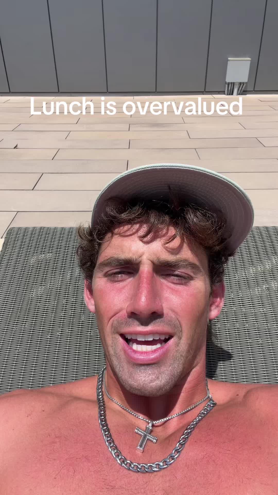 @Starvemax