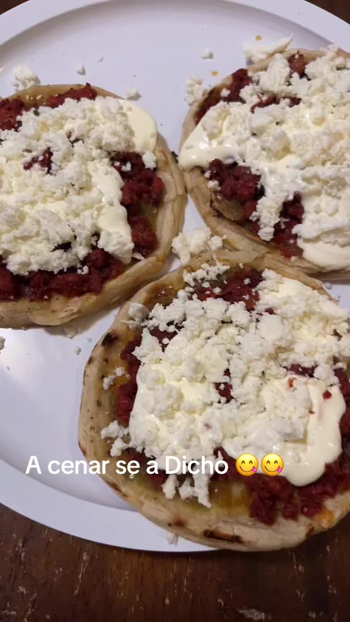 @Lupita ๐๐