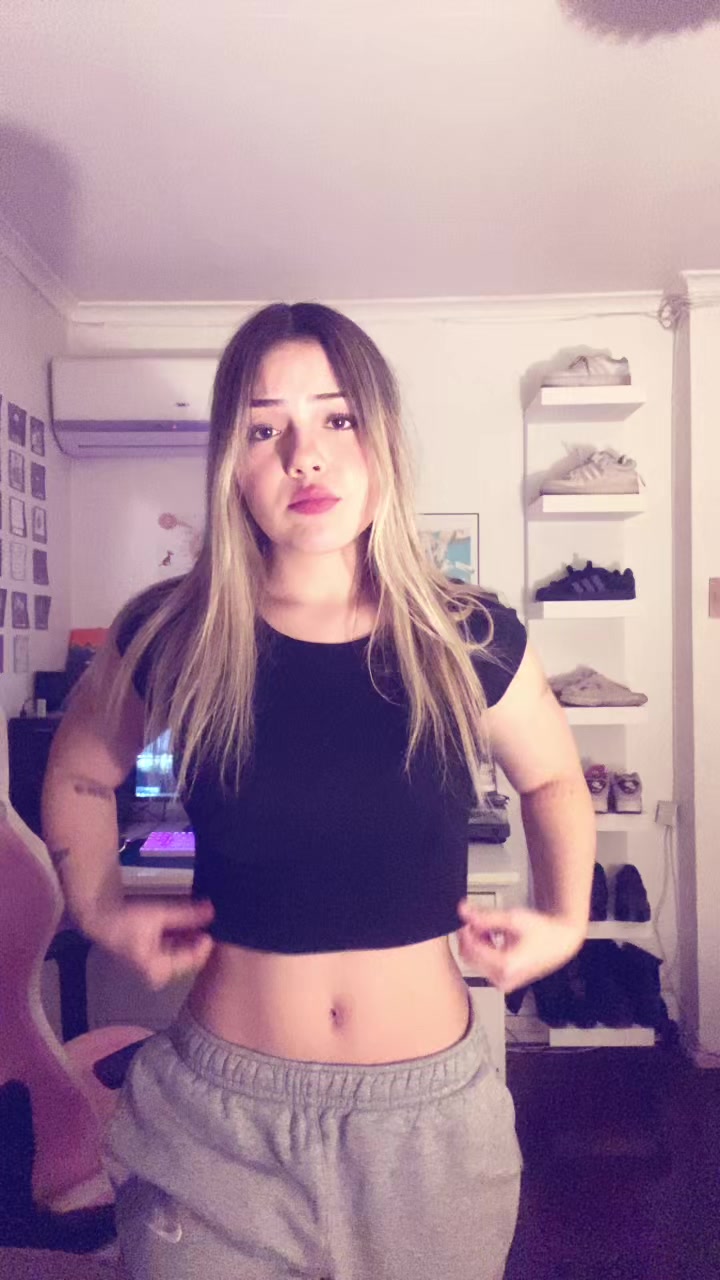 @Valentina