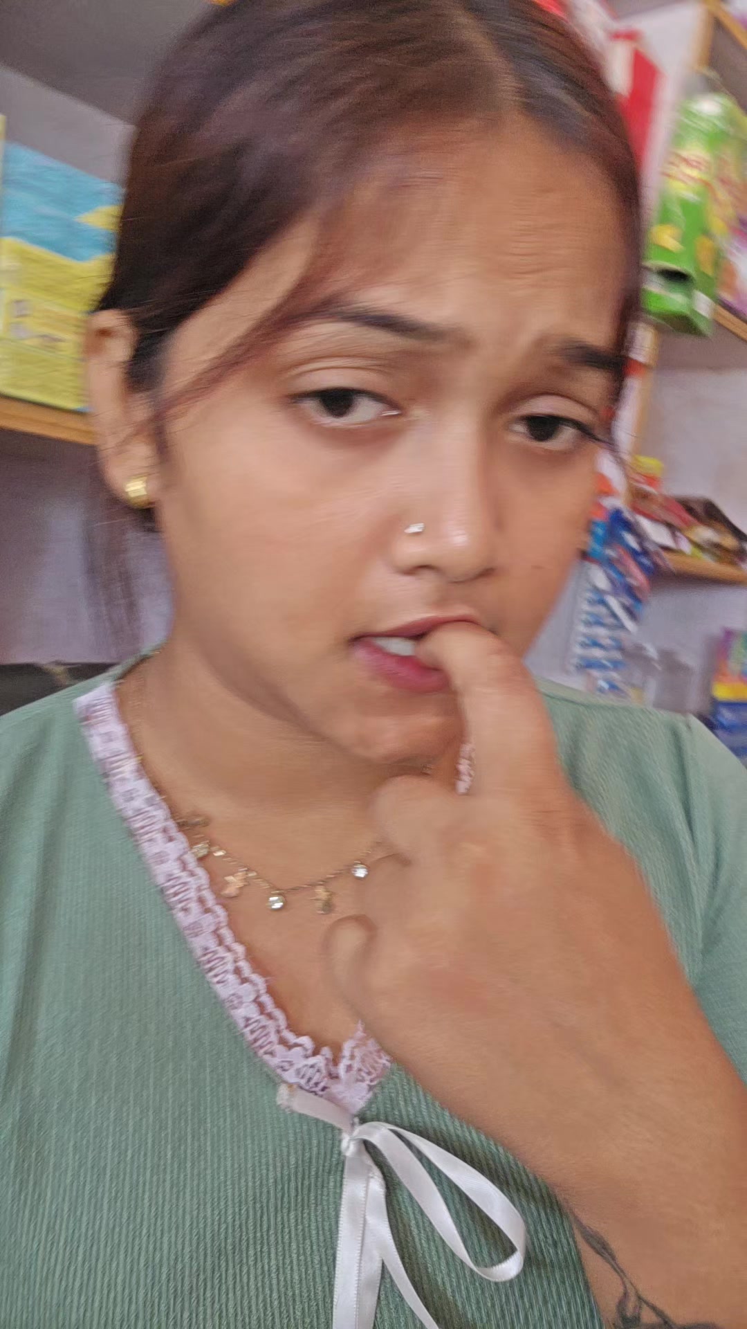 @👑kashish bhagat❣️😍